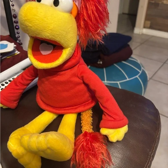 Vtg. Jim Hensen Fraggle Rock Muppet Red and Yellow Plush Toy - Picture 3 of 4